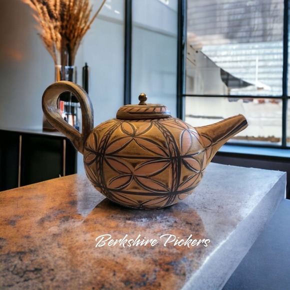 Carol Grocki lewis porcelain pottery teapot 2011 signed - Picture 3 of 16